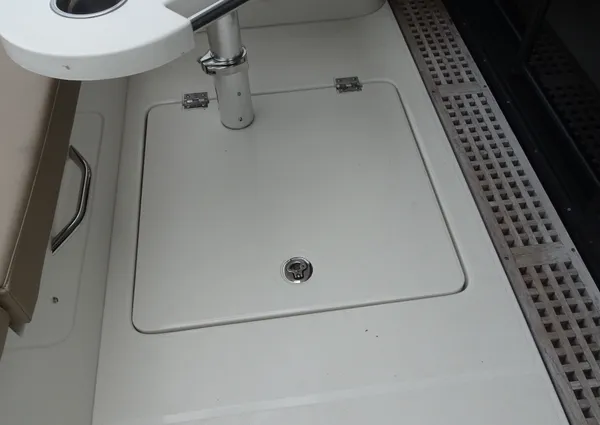 Carver C34-COUPE image