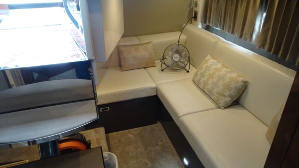 Carver C34-COUPE image