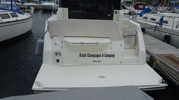 Carver C34-COUPE image