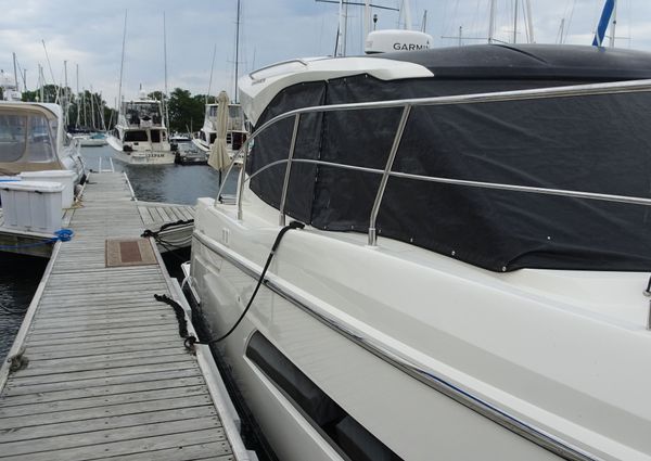 Carver C34-COUPE image