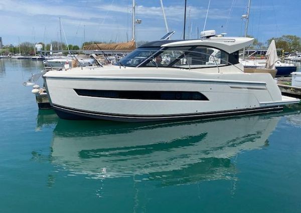 Carver C34-COUPE image