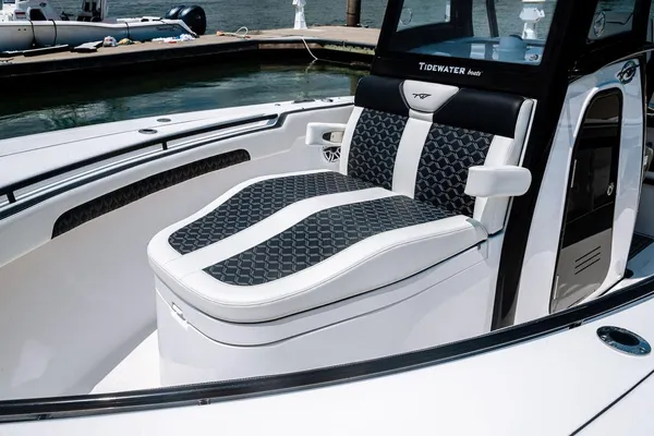 Tidewater 282-CC-ADVENTURE-BLUEWATER image