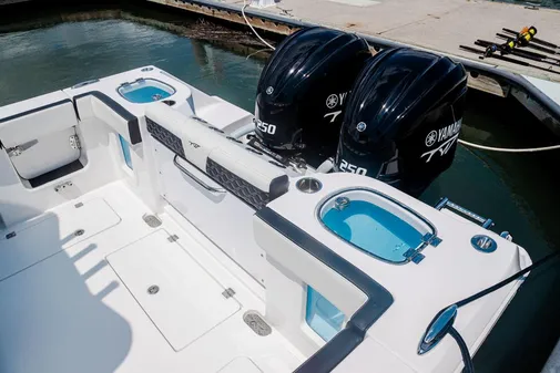 Tidewater 282-CC-ADVENTURE-BLUEWATER image