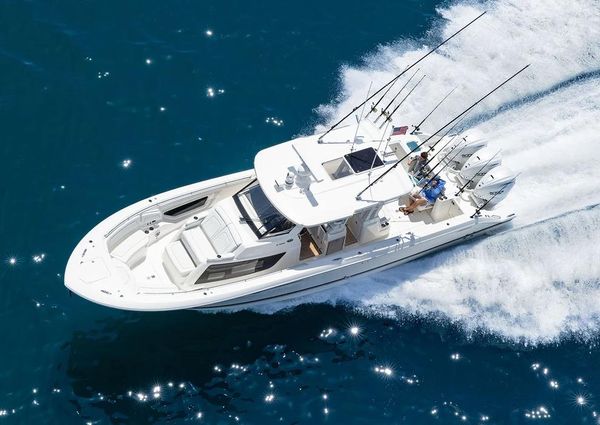 Pursuit S-388-SPORT image