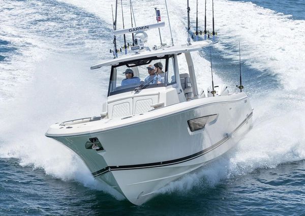 Pursuit S-388-SPORT image