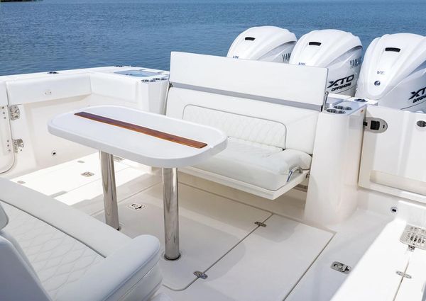 Pursuit S-388-SPORT image