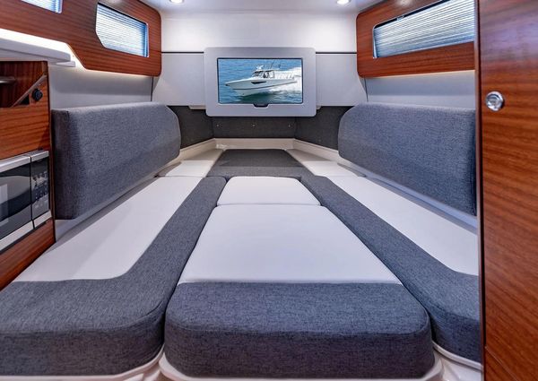 Pursuit S-388-SPORT image