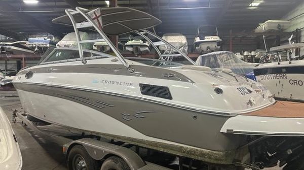 Crownline 270