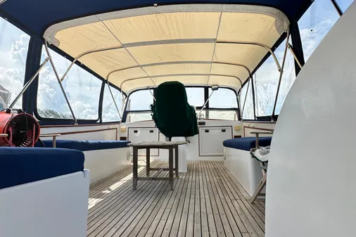 Island Gypsy Flush Aft Deck Trawler-Motor Yacht image
