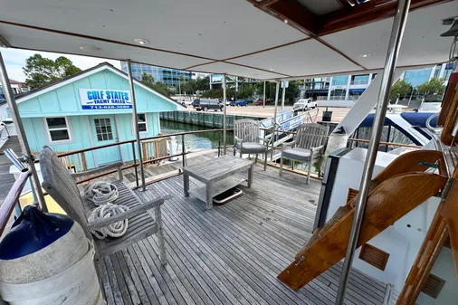 Island Gypsy Flush Aft Deck Trawler-Motor Yacht image