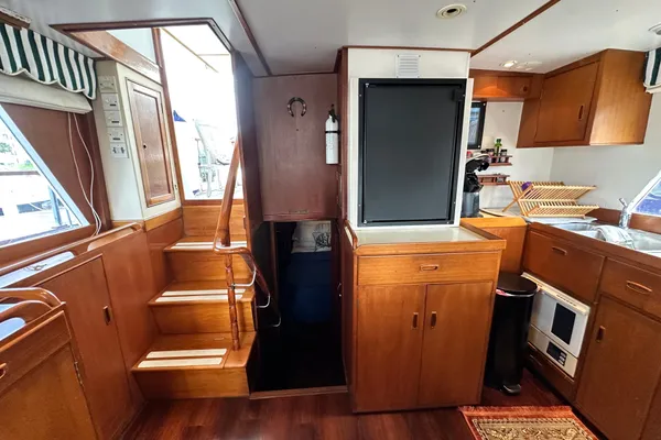 Island Gypsy Flush Aft Deck Trawler-Motor Yacht image