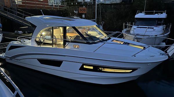 Beneteau Antares 9 OB