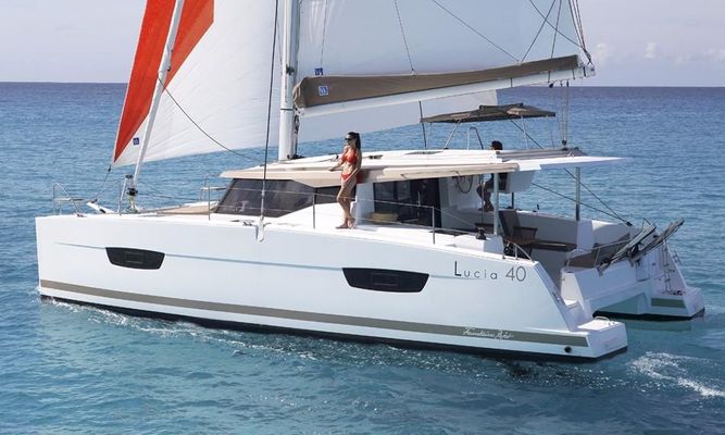Fountaine Pajot Lucia 40 - main image
