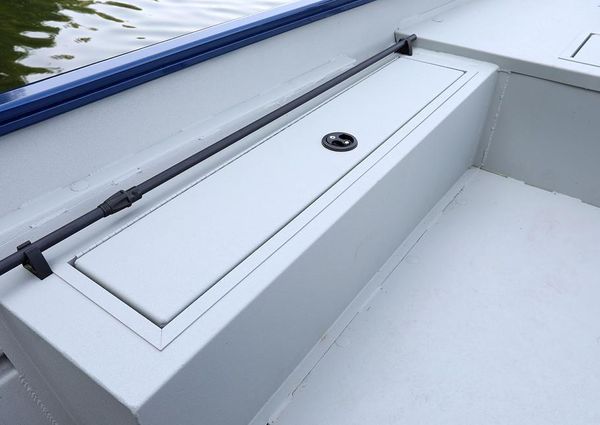 Lund 1760-PREDATOR-SS image