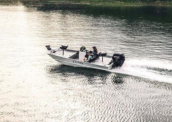 Lund 1760-PREDATOR-SS image