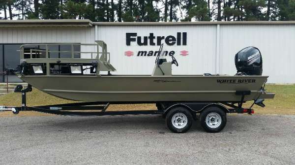 White River Marine Group 2072CC Sportsman - main image