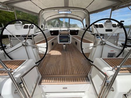 Beneteau OCEANIS-58 image