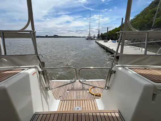 Beneteau OCEANIS-58 image