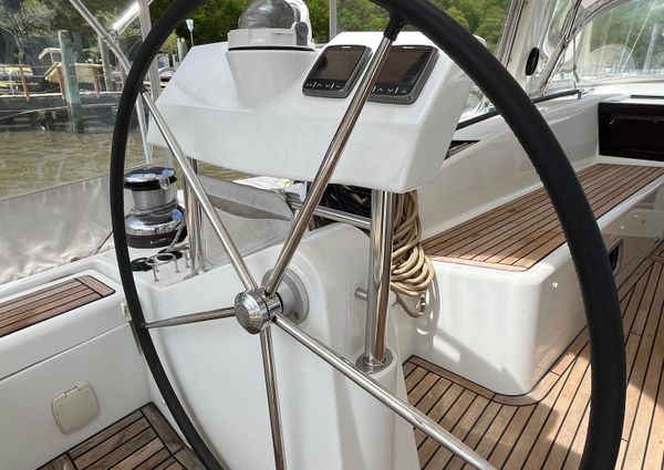 Beneteau OCEANIS-58 image