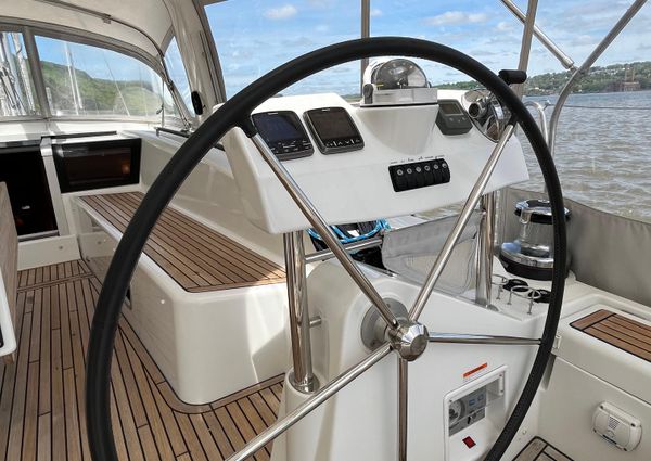 Beneteau OCEANIS-58 image