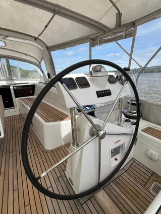Beneteau OCEANIS-58 image
