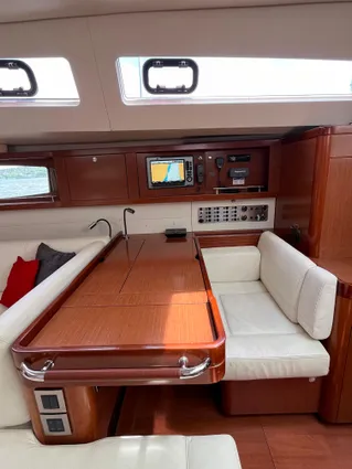 Beneteau OCEANIS-58 image