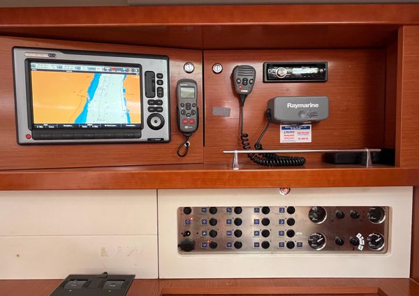 Beneteau OCEANIS-58 image