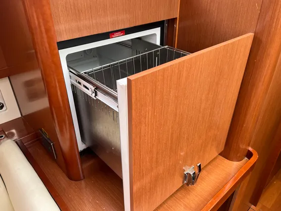 Beneteau OCEANIS-58 image