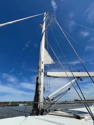 Beneteau OCEANIS-58 image