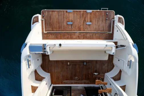 Azimut 40 Flybridge image