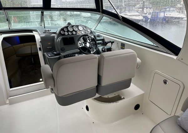 Bayliner 325 image