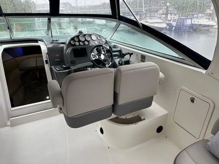 Bayliner 325 image