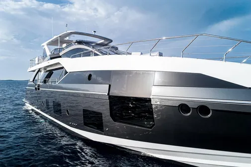 Azimut GRANDE-27M image