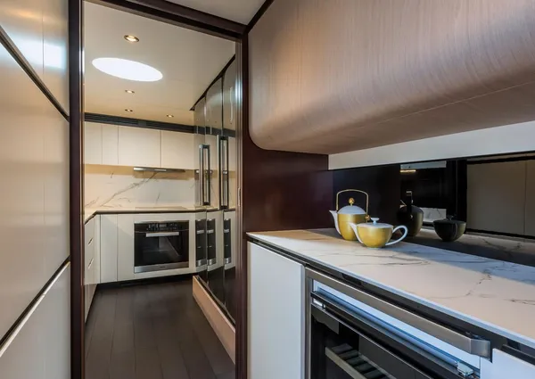 Azimut GRANDE-27M image