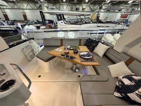 Beneteau GRAN-TURISMO-32 image
