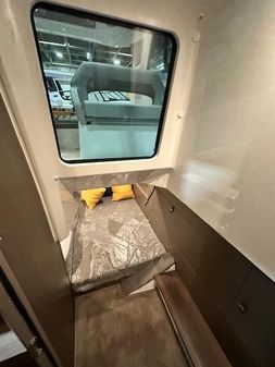 Beneteau GRAN-TURISMO-32 image