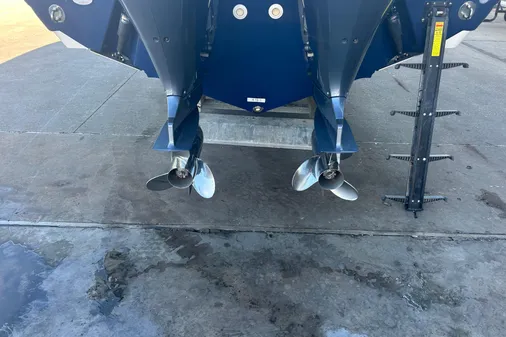 Century 2901 Center Console image