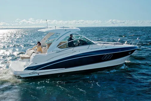 Cruisers Yachts 38 Express image