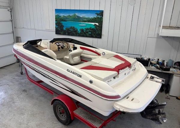 Glastron GT-205 image