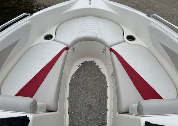 Glastron GT-205 image