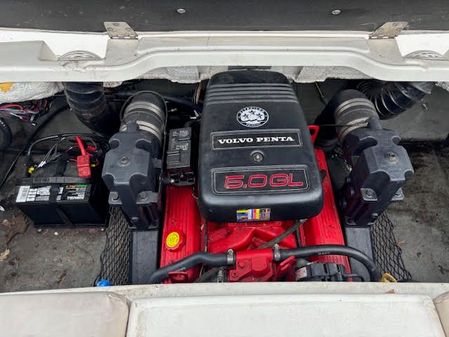 Glastron GT-205 image