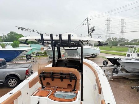 Sea-hunt GAMEFISH-30-COFFIN-BOX image