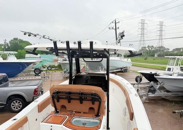 Sea-hunt GAMEFISH-30-COFFIN-BOX image