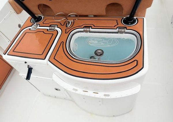 Sea-hunt GAMEFISH-30-COFFIN-BOX image