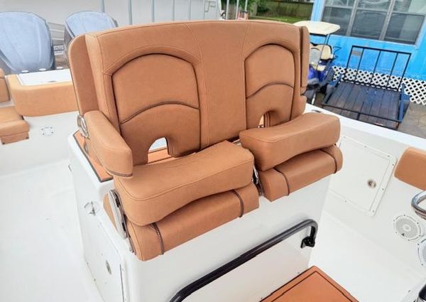 Sea-hunt GAMEFISH-30-COFFIN-BOX image