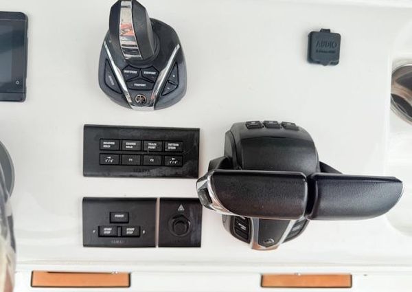 Sea-hunt GAMEFISH-30-COFFIN-BOX image