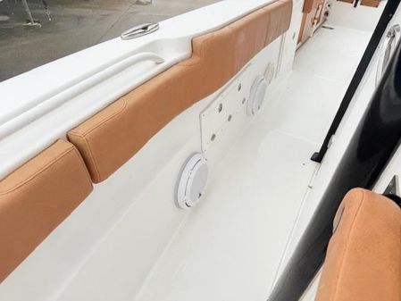 Sea-hunt GAMEFISH-30-COFFIN-BOX image