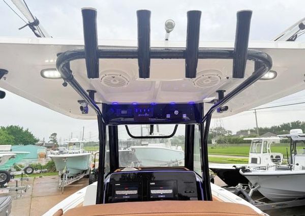 Sea-hunt GAMEFISH-30-COFFIN-BOX image