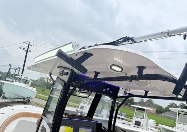 Sea-hunt GAMEFISH-30-COFFIN-BOX image