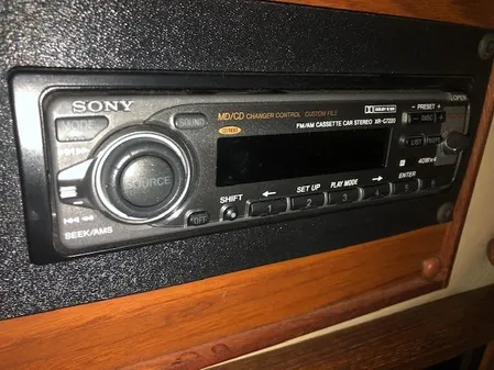 Sea Ray 390 Sport Fisherman image